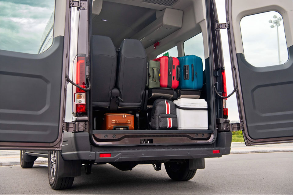 FORD TRANSIT 2024 MỚI